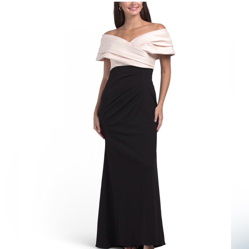 NWT Betsy & Adam Strapless Two-Tone Evening Gown in Ivory and Black